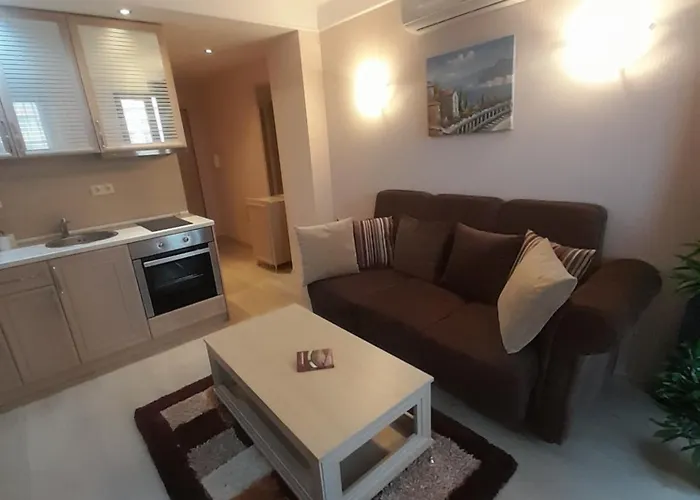 Апартамент 2 Harmony Komplex *