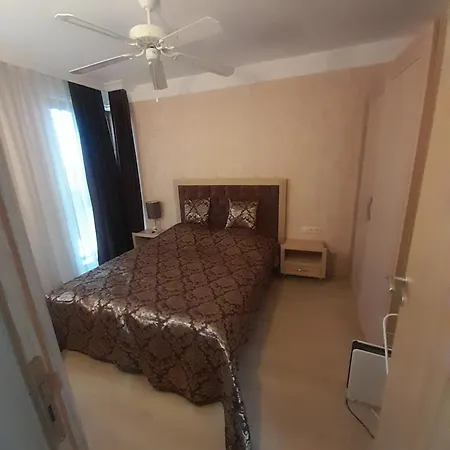 2 Harmony Komplex Appartement *